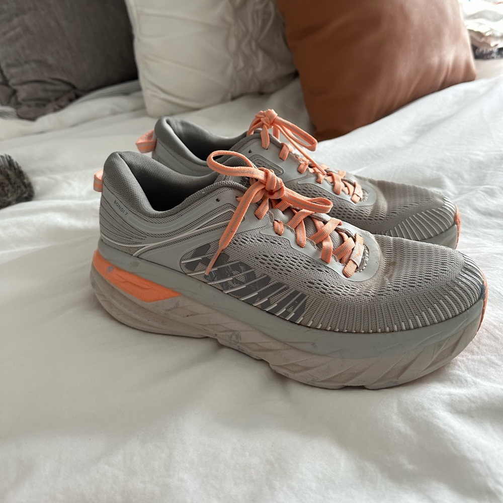 Hoka Bondi 7